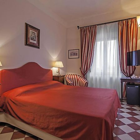 Il Chiostro Del Carmine Hotel Siena Luaran gambar