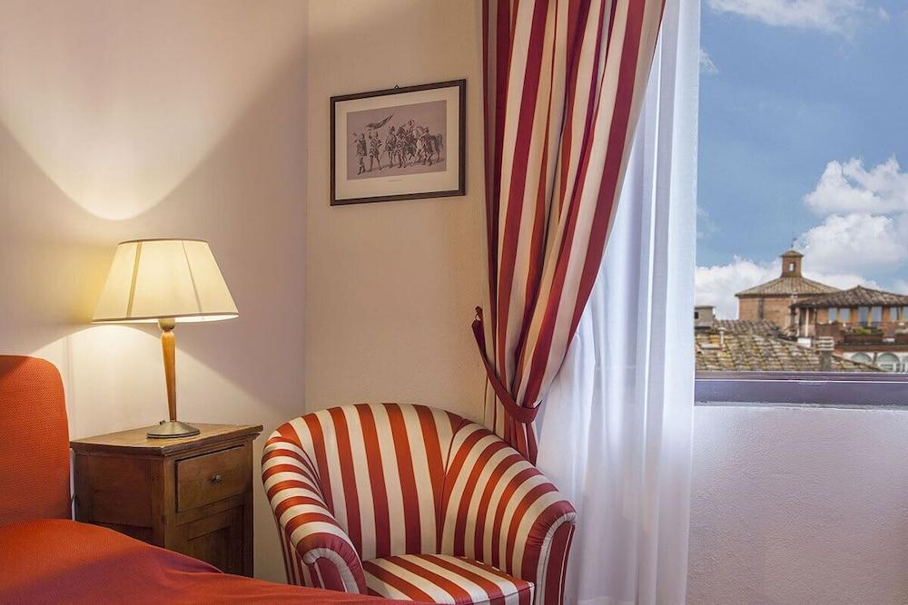 Il Chiostro Del Carmine Hotel Siena Luaran gambar