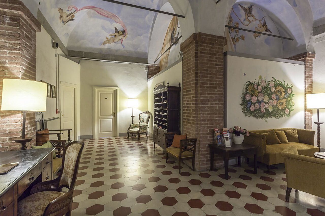 Il Chiostro Del Carmine Hotel Siena Luaran gambar