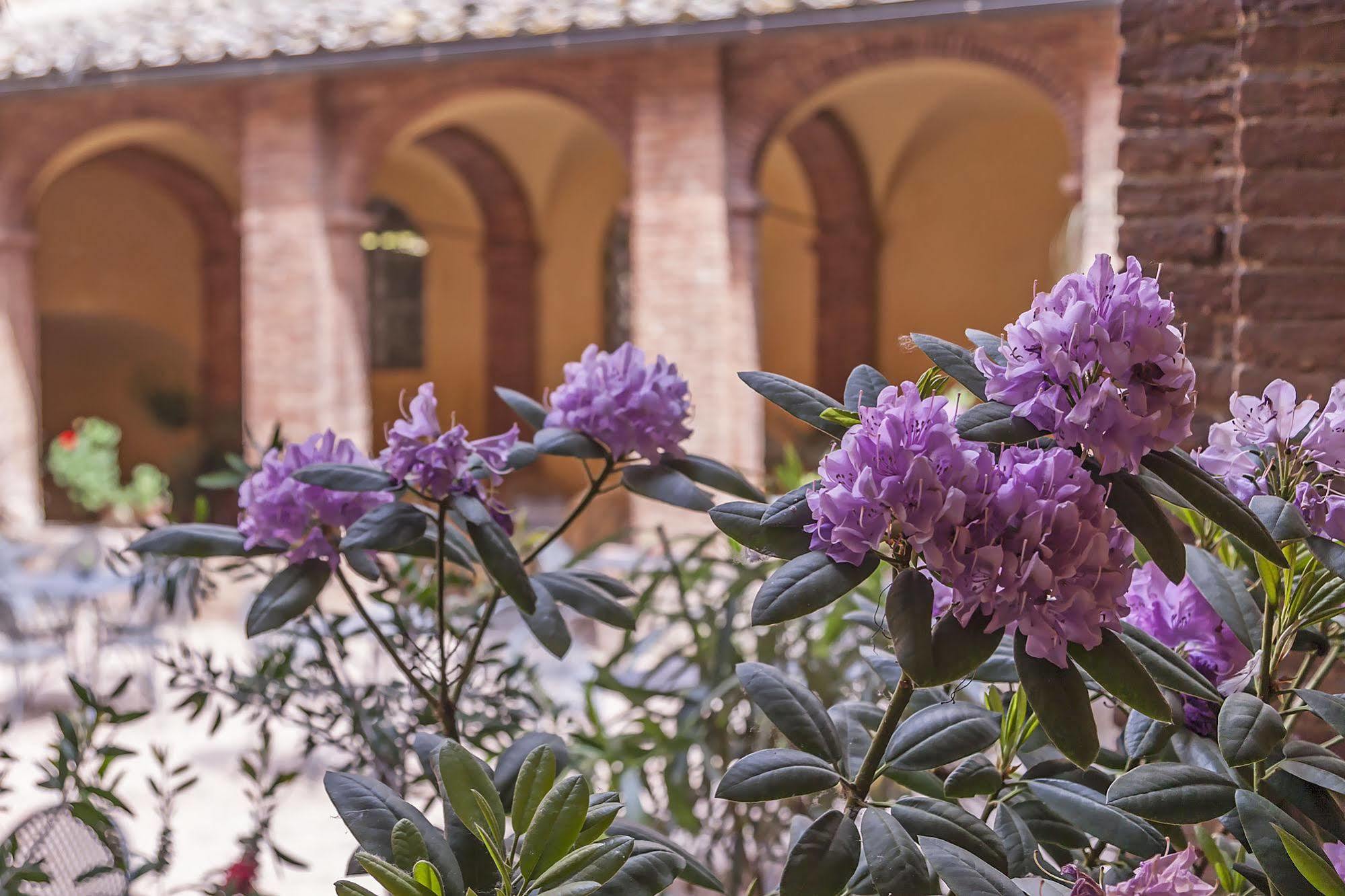 Il Chiostro Del Carmine Hotel Siena Luaran gambar